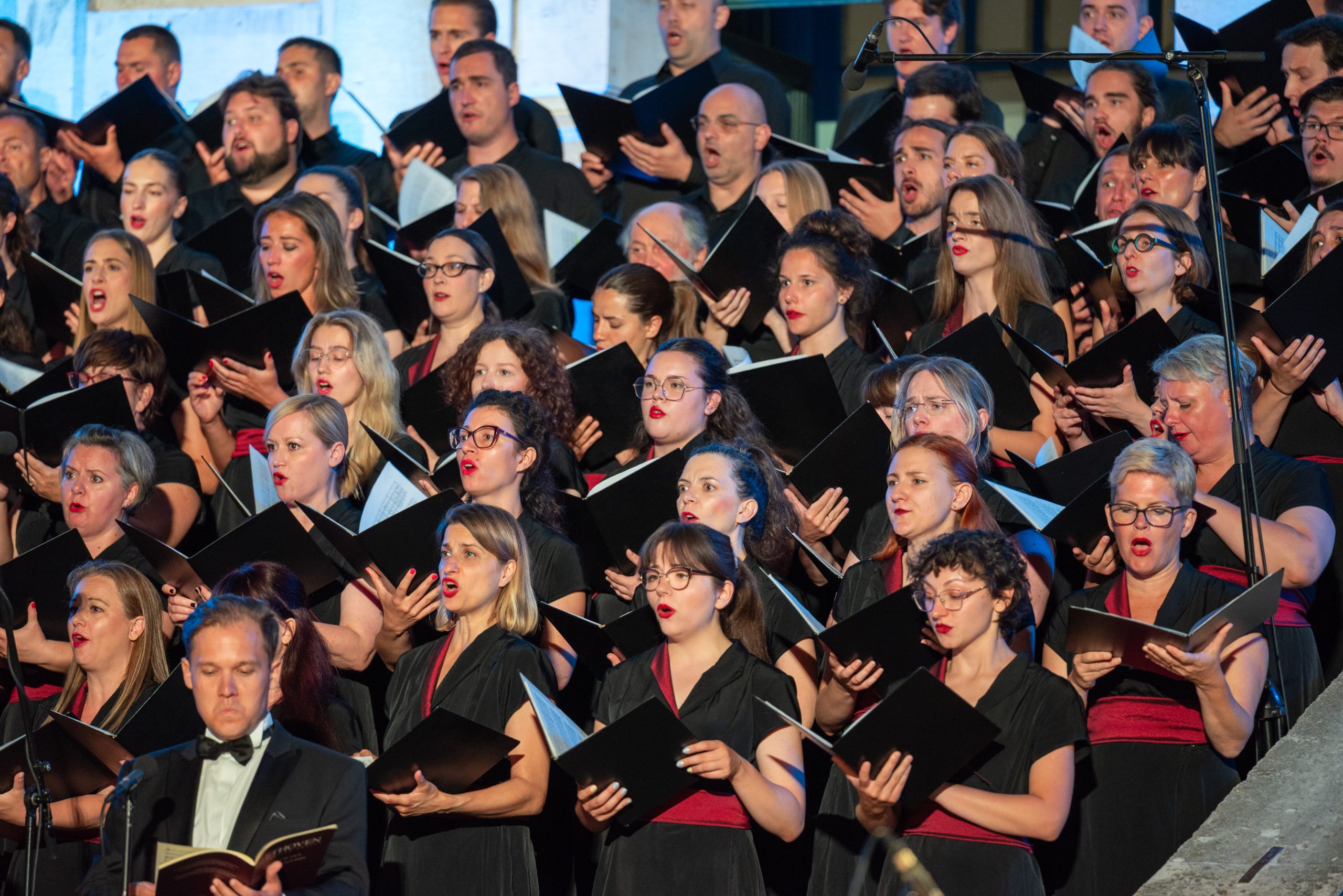 You are currently viewing Najava koncerta – Akademski zbor uz Zagrebačku filharmoniju